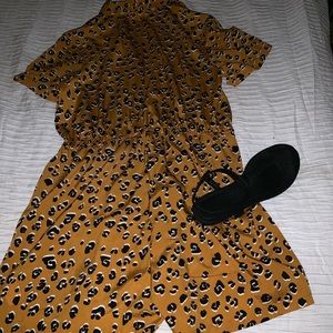 Romper Scandal Comes as a free gift for purchase